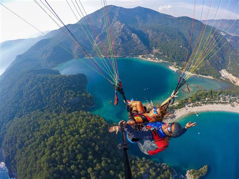 Seyahat ve Macera Sporları: Rafting, Dağcılık, Yamaç Paraşütü